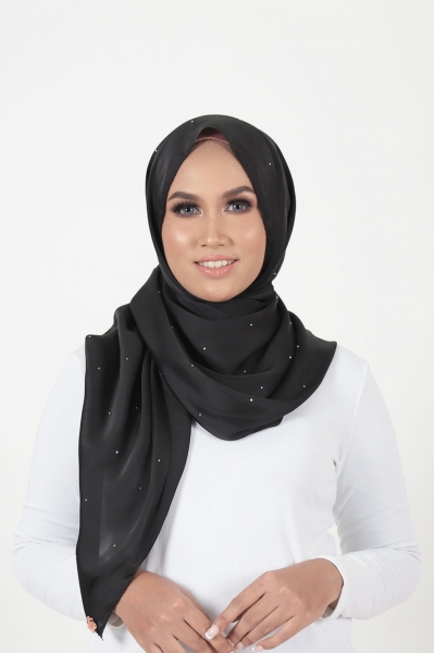 CARMILA LUXE SHAWL - BLACK